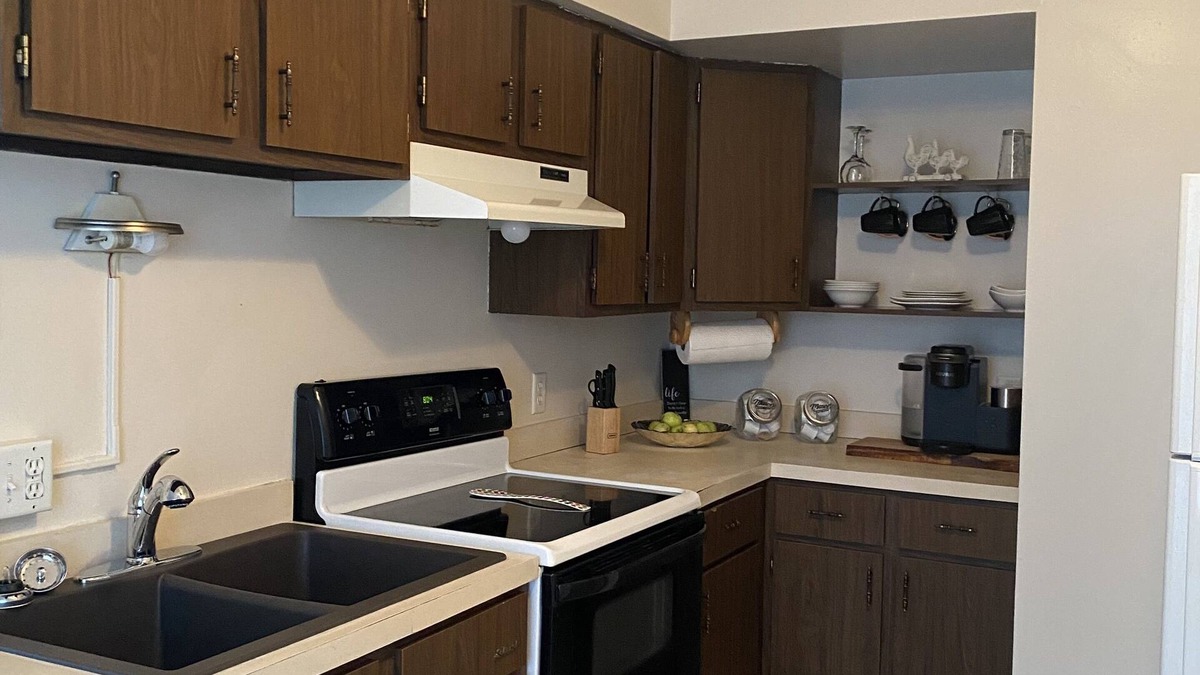 Bark River Apartment | Cozy . Close to Casino & Golf Courses