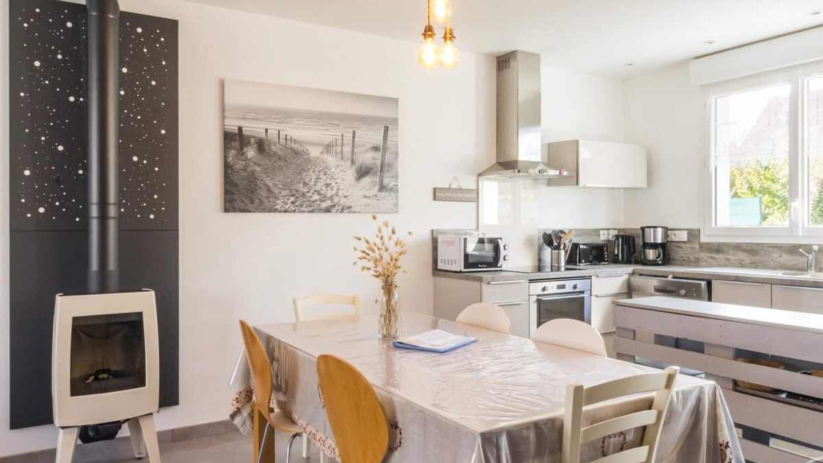 Barneville-Carteret Cottage | Cozy Coastal House with Garden, 200m from Barneville-Carteret Beach, Family Friendly