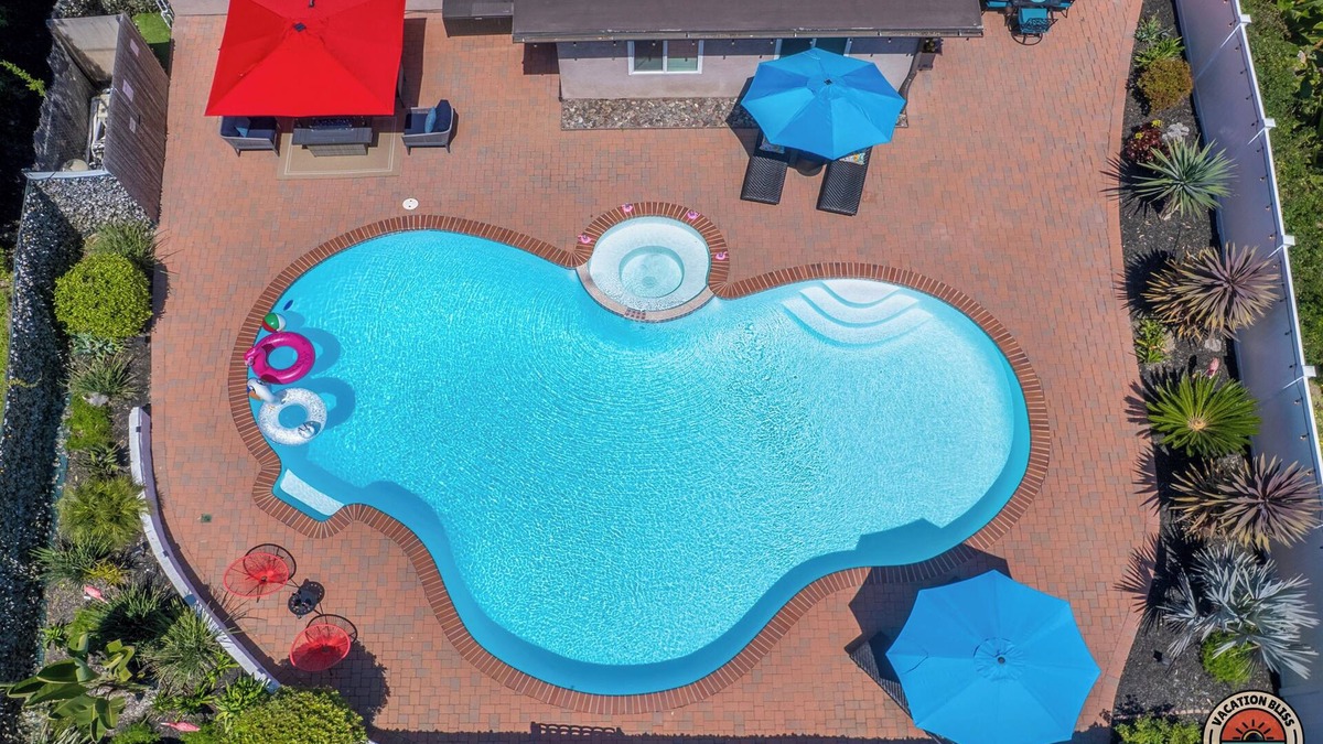 Fire Mountain House | Cozy Coastal Hangout-Pool, Spa & Game Night Ready!