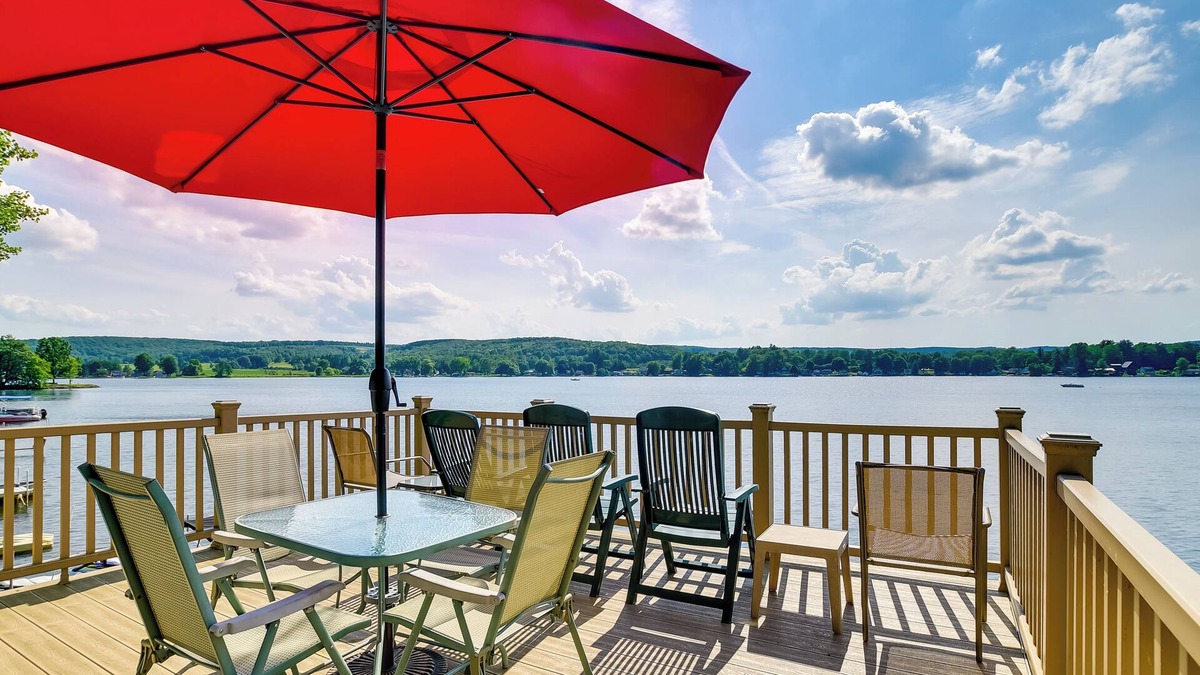 Scottsburg Cottage | Cozy Cohocton Cottage w/Private Beach & Deck!