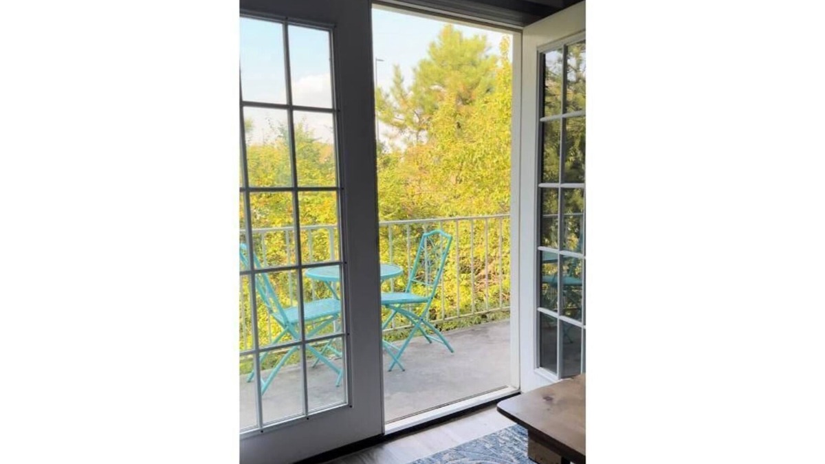 Franklin Apartment | Cozy Comfort 24