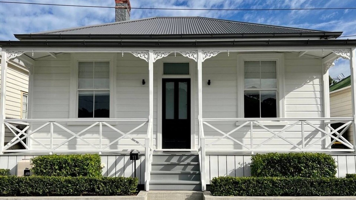 Devonport House | Cozy, Comfortable and Charming Villa