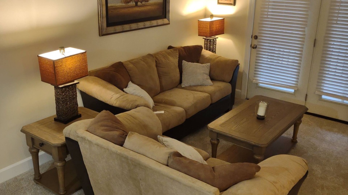 Foley Apartment | Cozy Comfortable Condo 2/2 No Chores