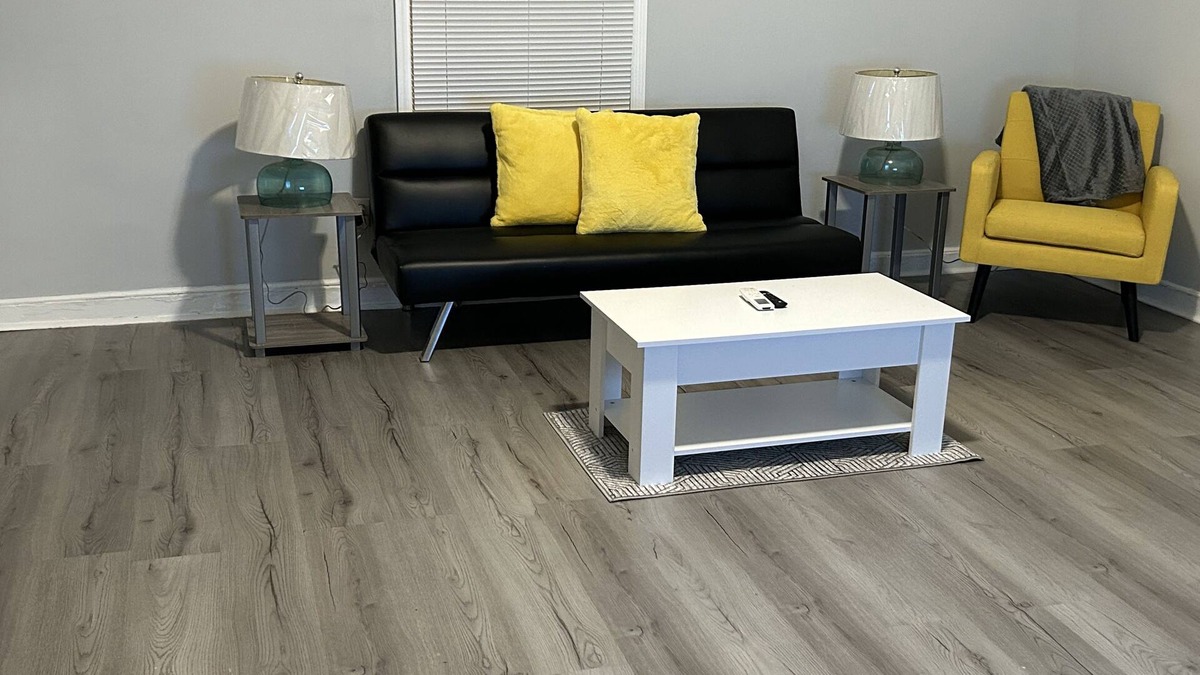Huntsville Condo | Cozy Condo/Centrally Located