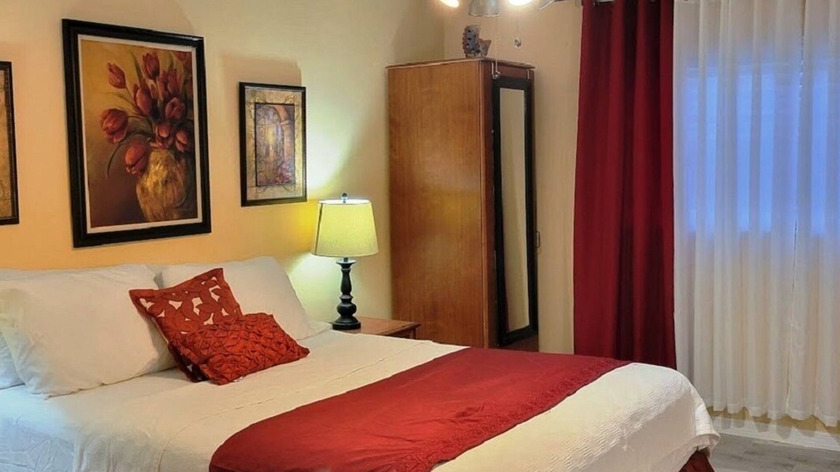 Tropic Condo | Cozy Condo For Rent In Melbourne Florida. 5 Miles from the beach