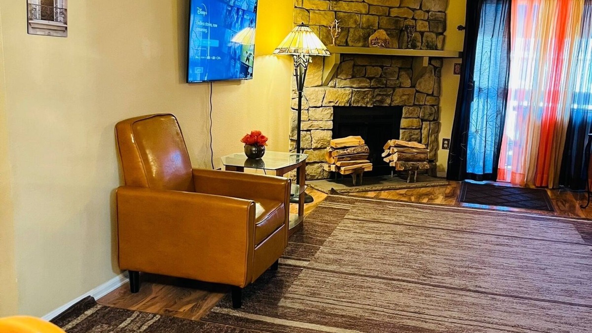 Hampden South Apartment | Cozy Condo in Denver Tech Center