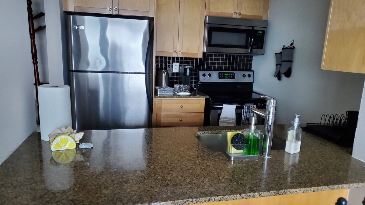 Queen Street Corridor Condo | Cozy Condo in the Heart of Brampton