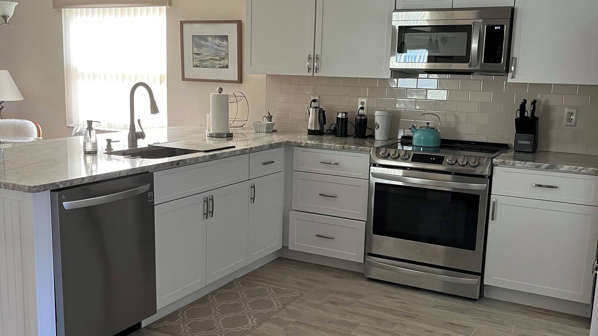 Englewood Condo | Cozy condo near beach in Englewood