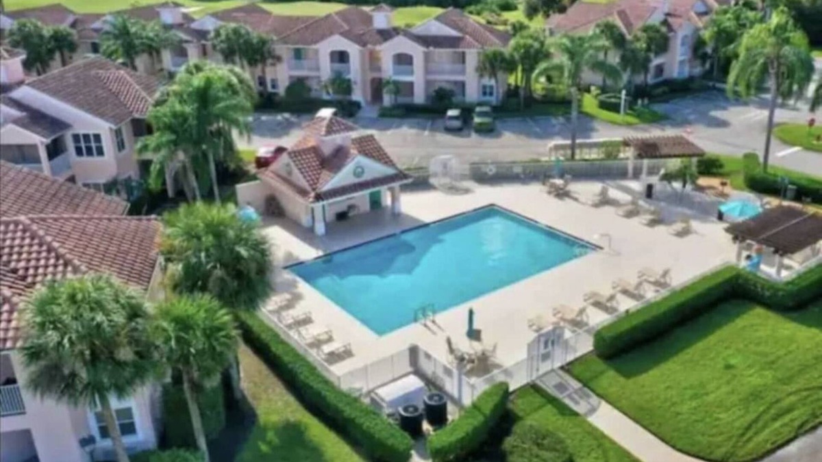 Port Saint Lucie Condo | Cozy Condo on a Beautiful Golf course In PGA village Unit A