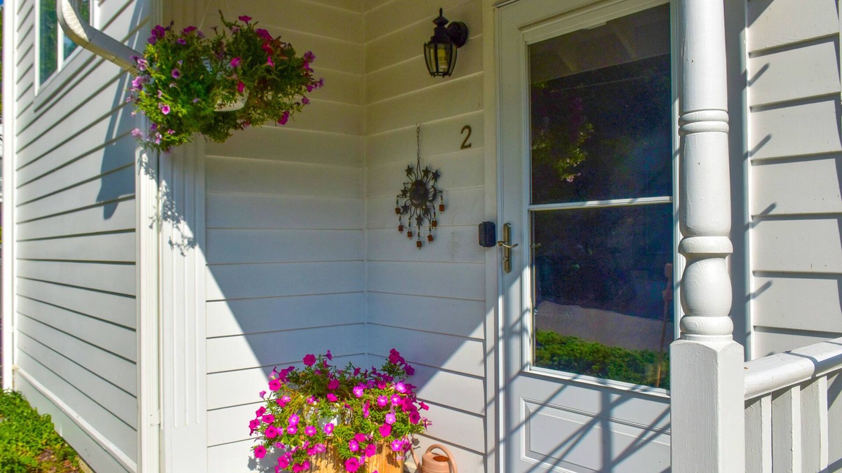 Rhinebeck Village Business District Condo | Cozy condo, recently upgraded, with convenient location to village center