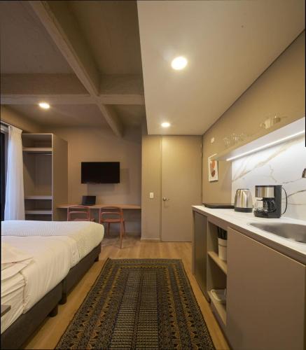 Financial District Apartment | Cozy & Contemporary Loft in a Prime Location