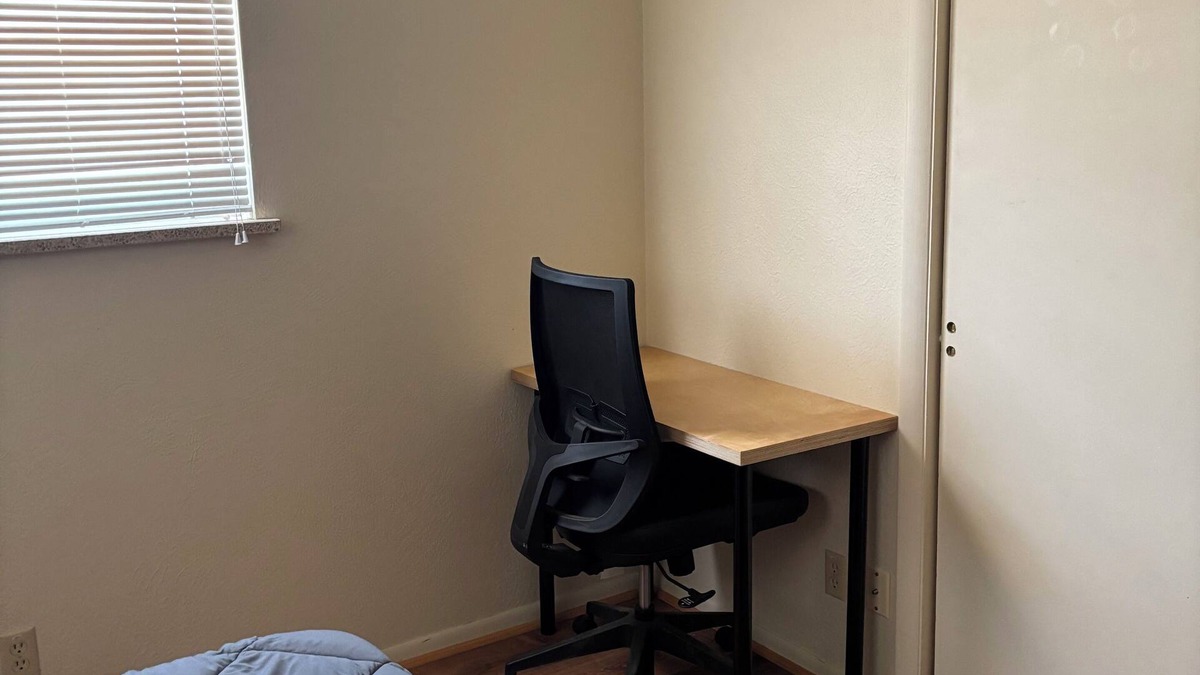 La Junta Apartment | Cozy Corner 1401- West -Unit 2-bedroom apt in adorable La Junta with WiFi, AC