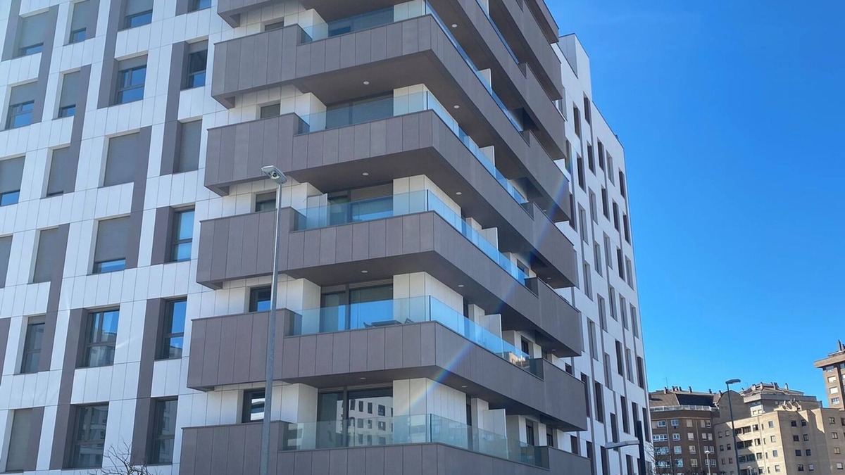 Milagrosa Apartment | Cozy corner, a stone's throw from the center of town