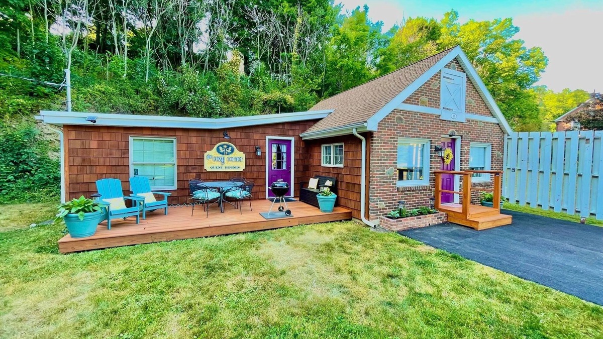 Hummelstown House | Cozy Corner Cottage .5 mi from HersheyPark