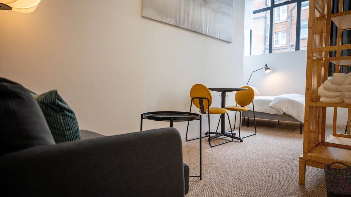 Woodhouse Apartment | Cozy corner in London