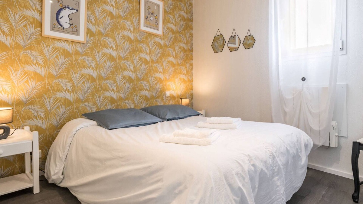 Saint-Malo-de-Guersac Cottage | Cozy Cottage in Brière Park with Private Terrace and Garden Access