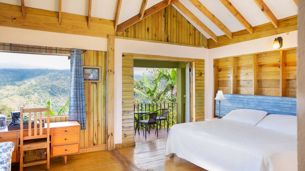 Gordon Town Cottage | Cozy Cottage in Jamaica's Blue Mountains