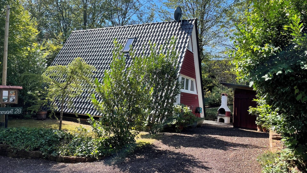 Feriendorf Eichwald House | Cozy cottage with outdoor sauna and air conditioning
