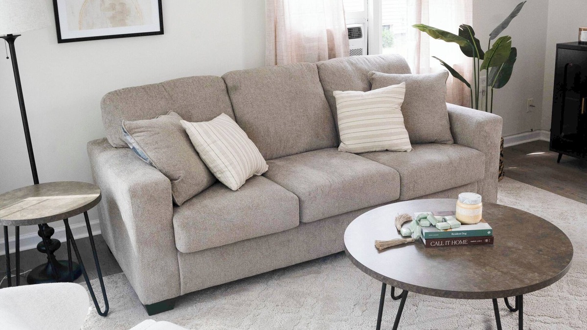 Dartmoor House | Cozy Cottage 1.5 mile to Stadium Ann Arbor