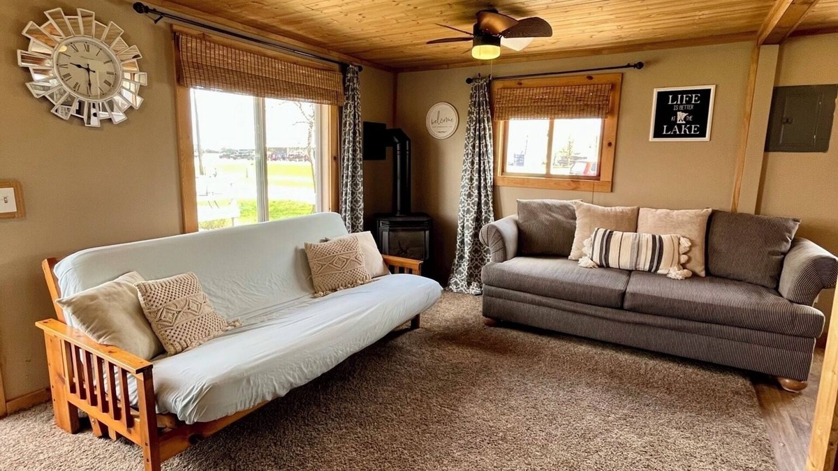 Starbuck Cabin | Cozy Cottage by Lake Minnewaska Beach