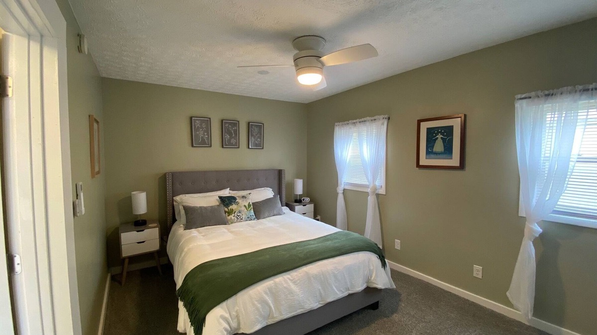Russells Point Cottage | Cozy cottage for a couple's weekend get away!