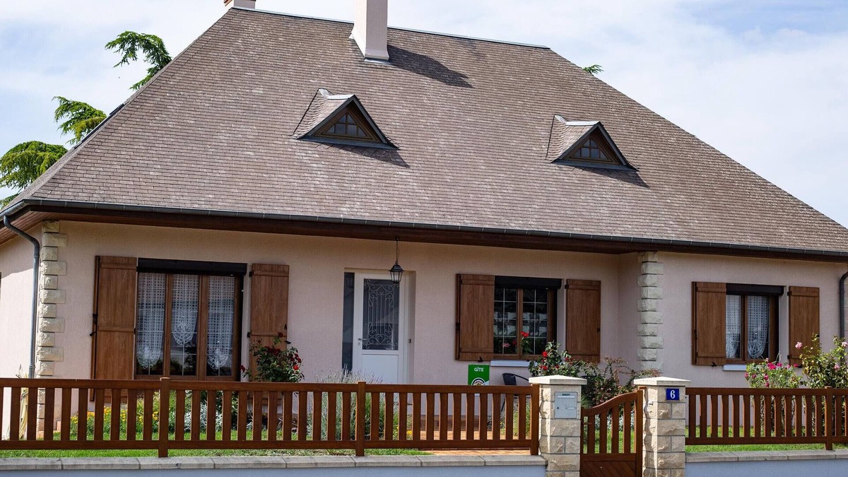 Artenay Cottage | Cozy Cottage in Artenay: 3 Bedrooms, All-Inclusive Amenities, Near Paris & Orléans!