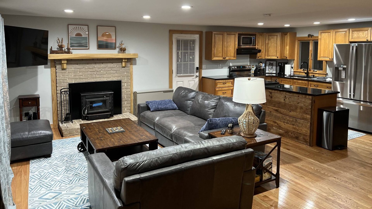 Birch Hill Cottage | Cozy Cottage in close to town and area attractions