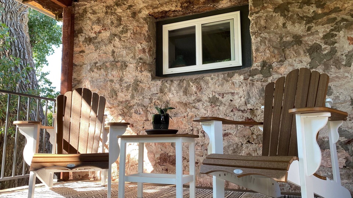 Hartville Cottage | Cozy Cottage in Hartville, Guernsey State Park