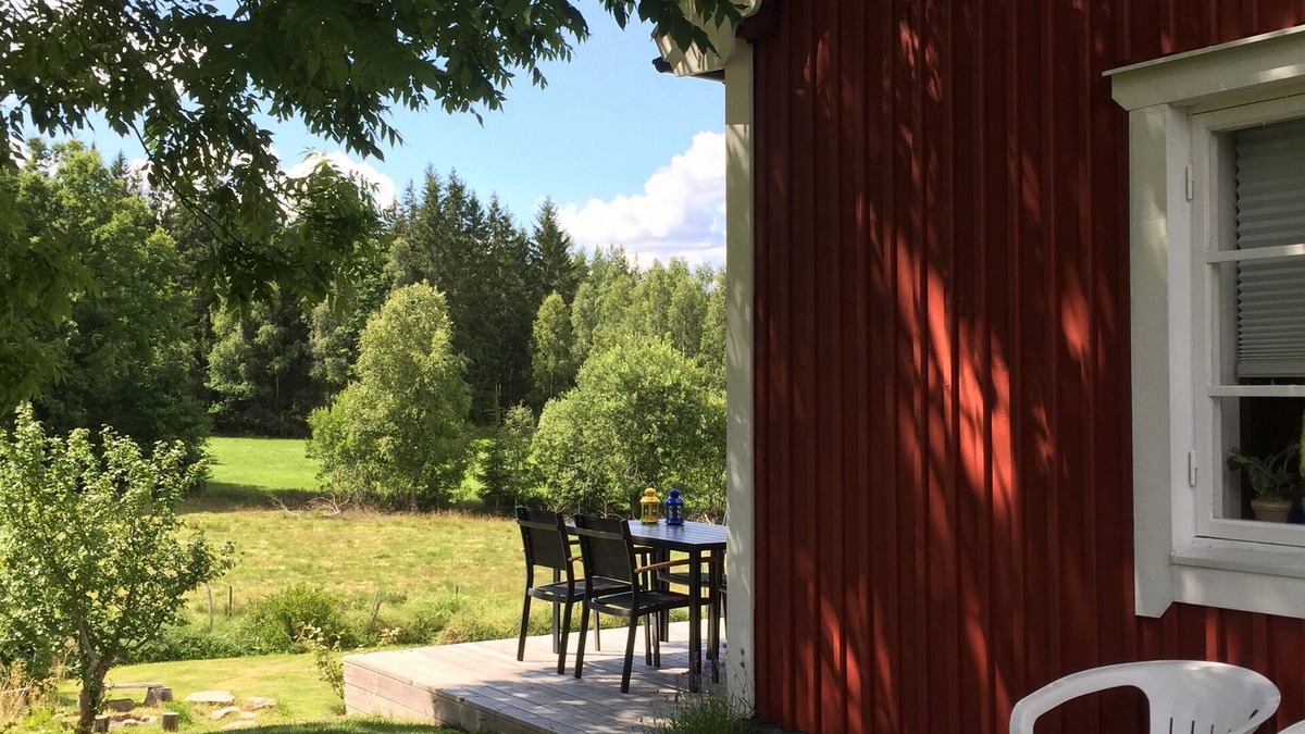Nybro Villa | Cozy cottage in the countryside Rental rates are included. Electricity consumption, Wi-Fi