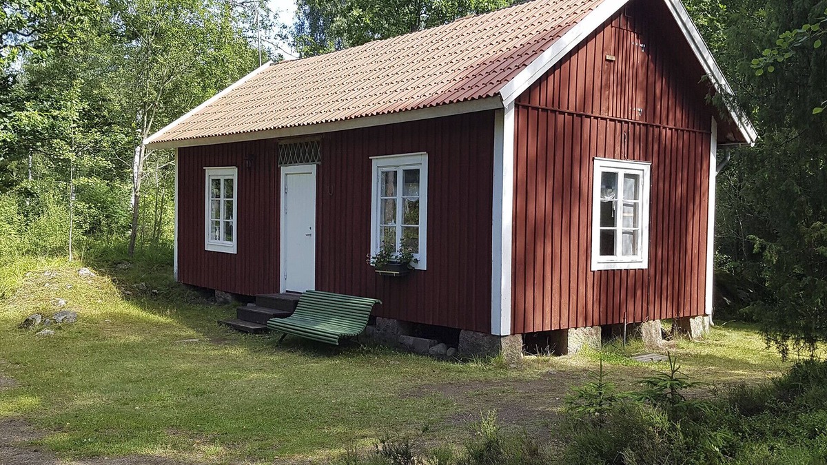 Sofielund House | Cozy cottage in the forrest