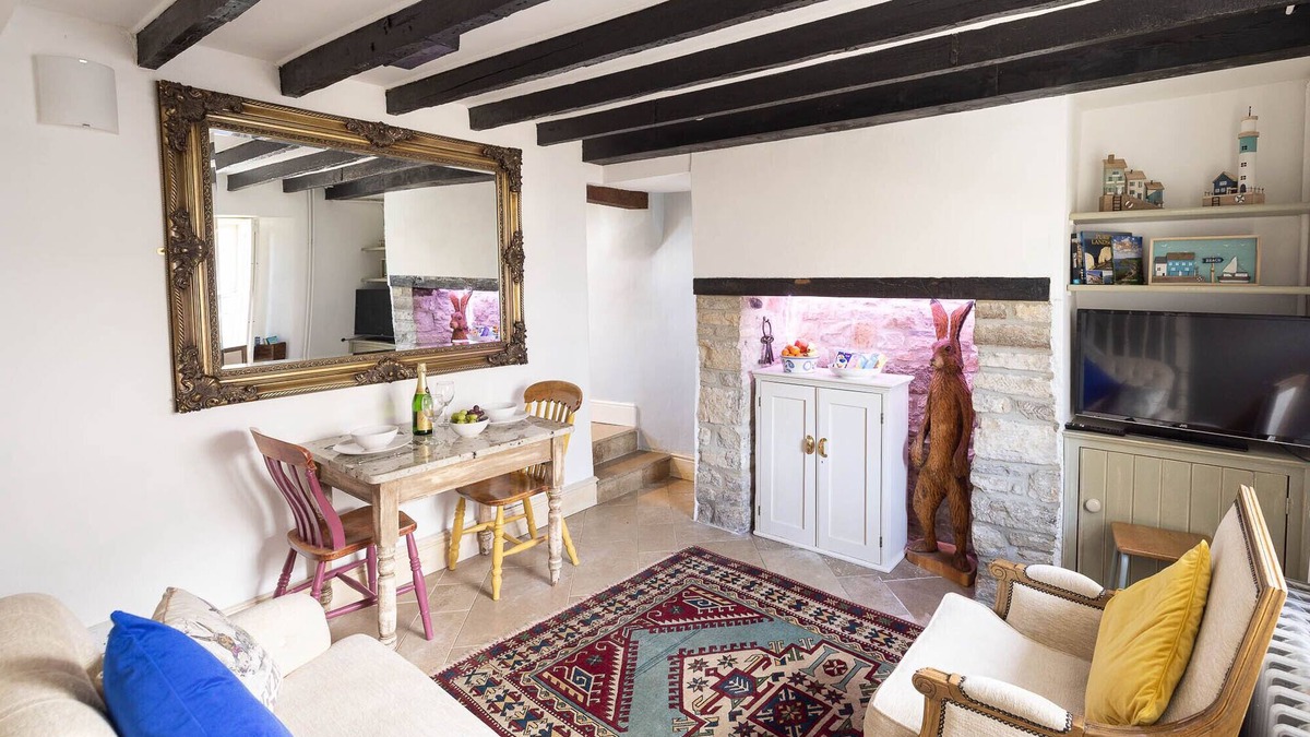 Swanage Cottage | Cozy Cottage in the Heart of Swanage - Rumpus Cottage