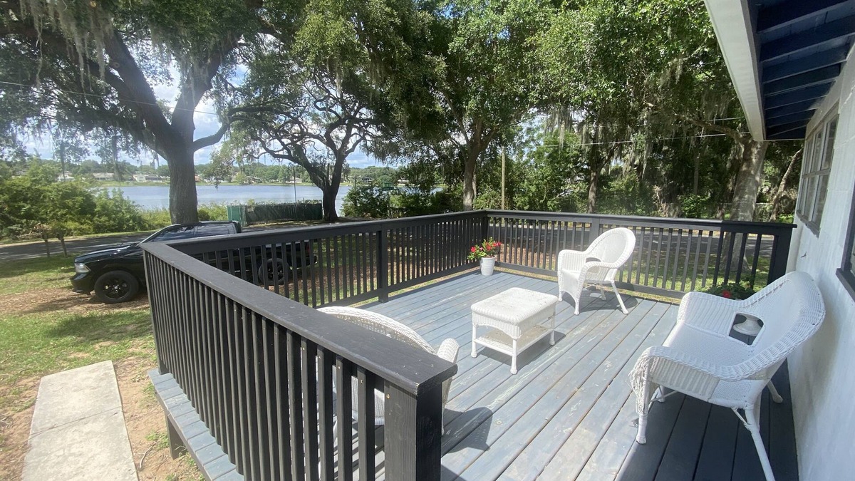 Tavares Cottage | Cozy cottage located in Tavares near Mt Dora