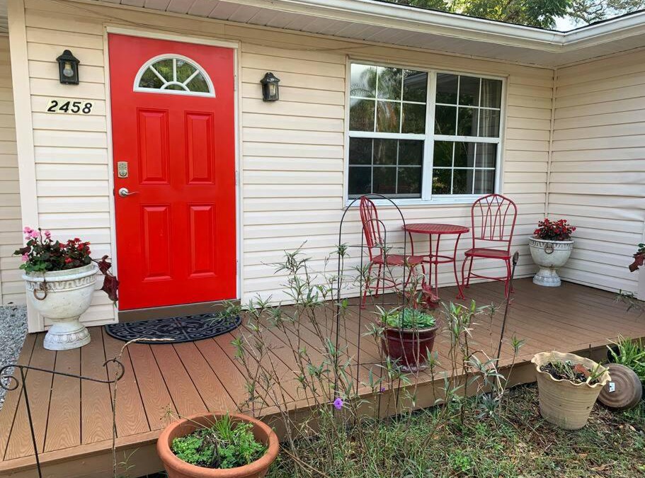 Arlington Park House | Cozy Cottage near Beaches and Downtown Sarasota