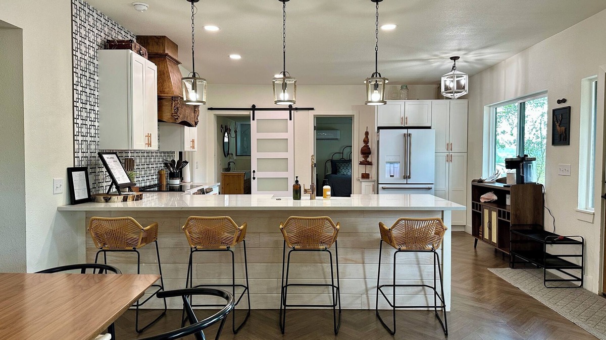 Mesa Cottage | Cozy Cottage on 10 Private Acres - Wildlife, Views & Creekside Calm
