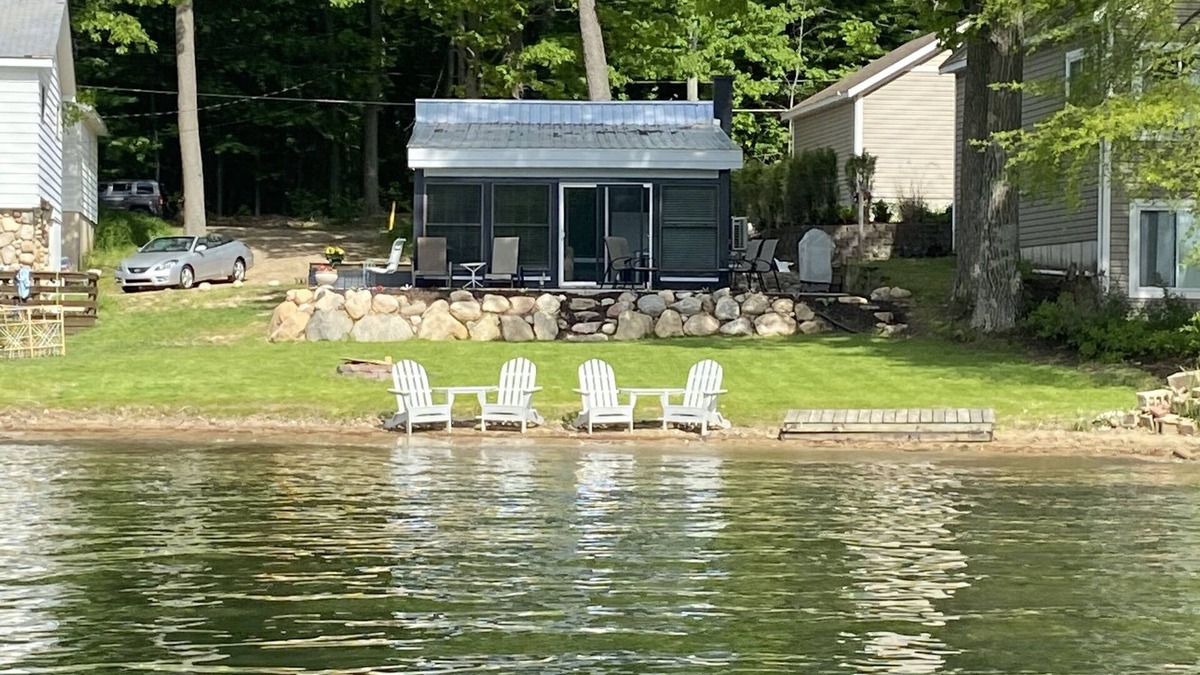 Ensley Township Cottage | Cozy Cottage on Baptist Lake Just North of G.R.