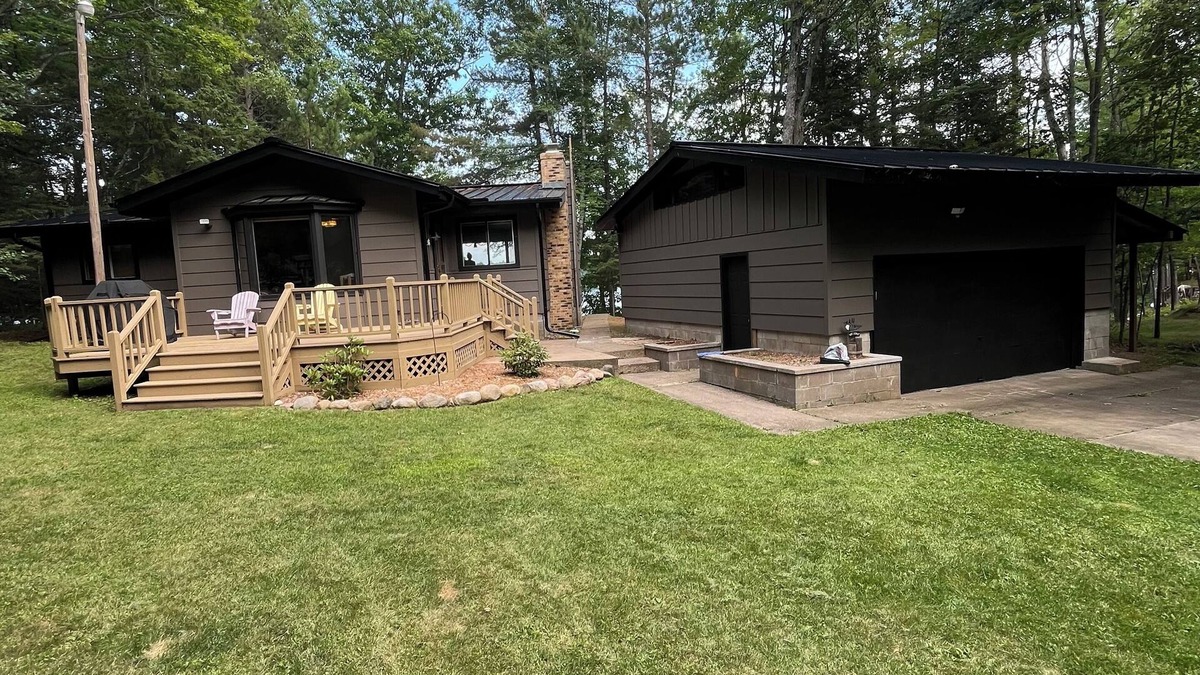 Harshaw Cottage | Cozy cottage on Bearskin Lake!