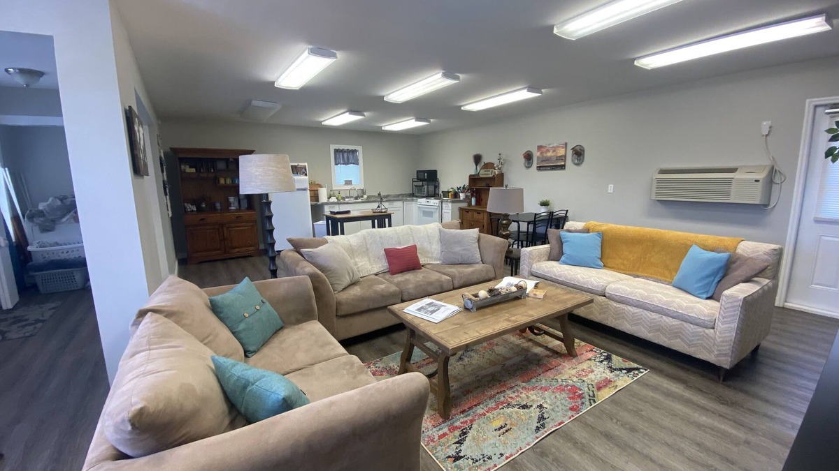 Grant Cottage | Cozy Cottage, Quiet and Peaceful, Minutes from Lake Guntersville