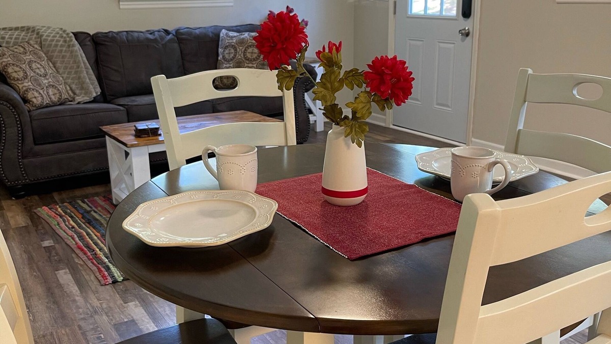 Seneca Cottage | Cozy cottage quiet and secluded but close to everything.