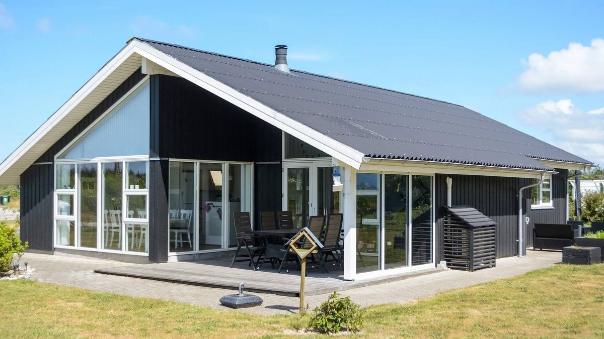 Brovst House | Cozy Cottage Retreat in Tranum-By Traum