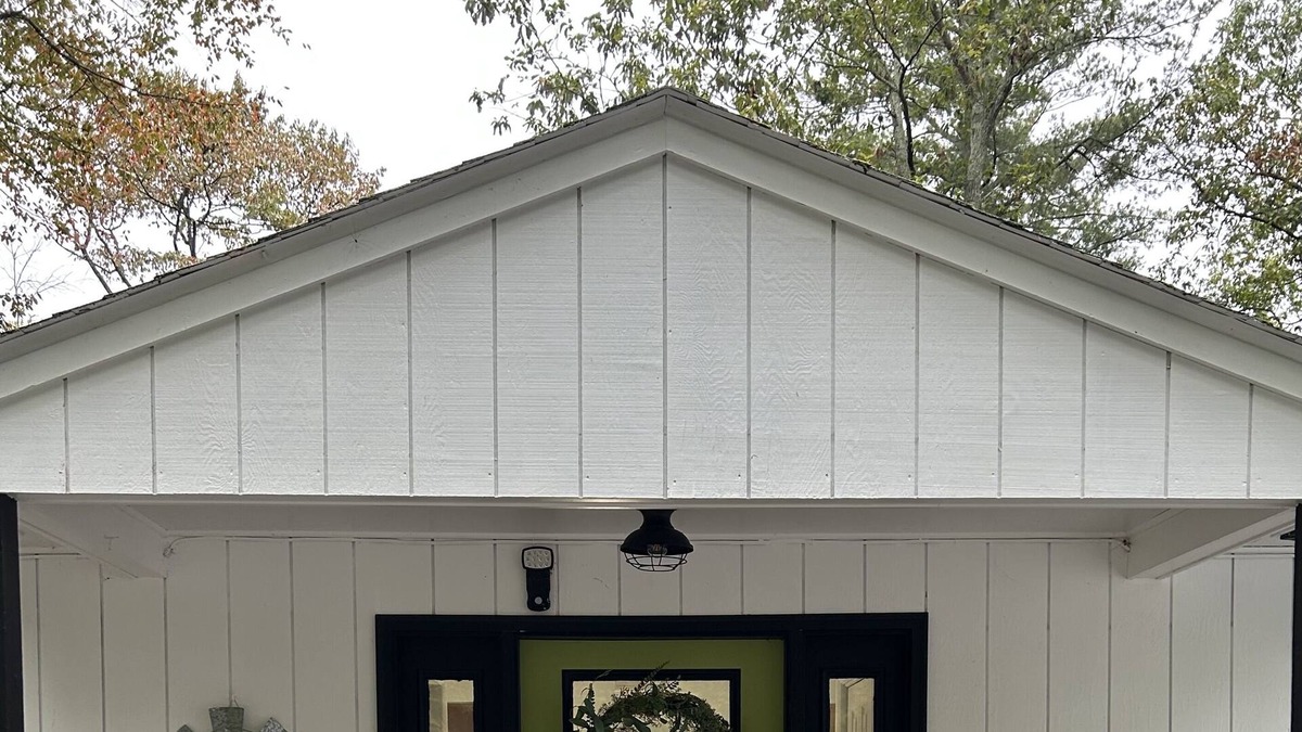 Hood Cottage | Cozy cottage tucked away in the woods with river+ mountain views- pet friendly!