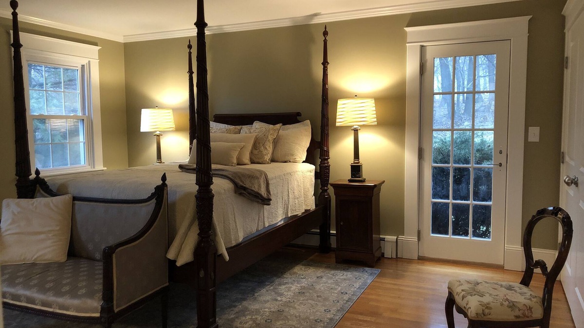 Firthcliffe House | Cozy Cottage minutes to West Point