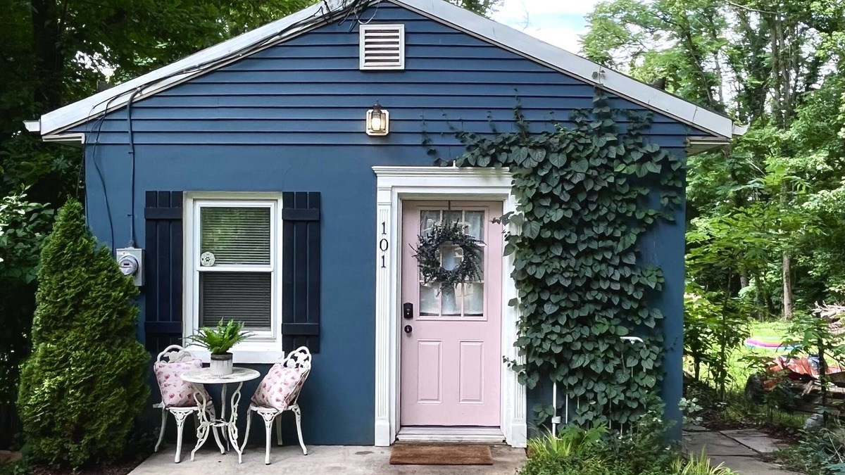 Shepherdstown Cottage | Cozy Cottage