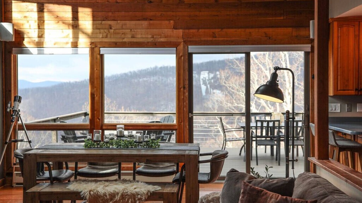 Nellysford Cottage | Cozy Cottage with beautiful Mountain View’s - close to wineries