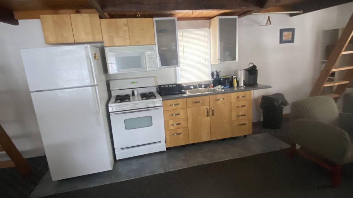 Yulan Cottage | Cozy cottage with beautiful lake views!