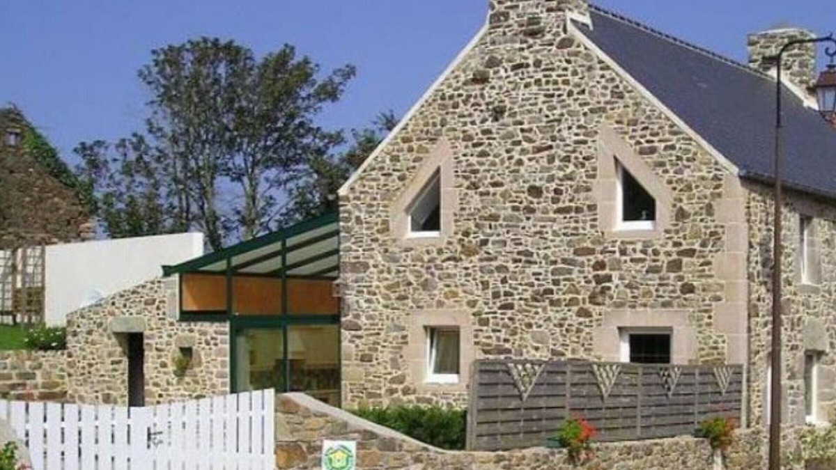Jobourg Cottage | Cozy Cottage with Fireplace, Garden, and Game Room near the Sea