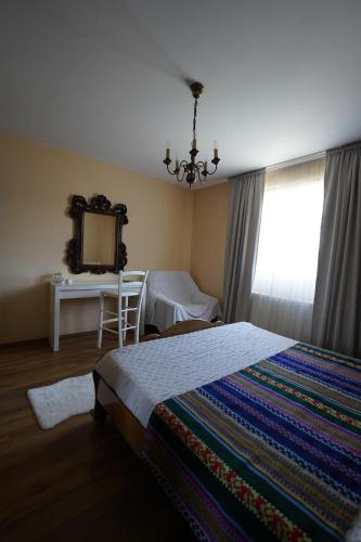 Livezile House | Cozy, country house