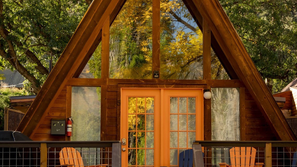 Durango - Purgatory House | Cozy Country Chalet Between Downtown & Ski Resort