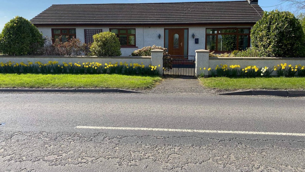 Crumlin House | Cozy Country Cottage