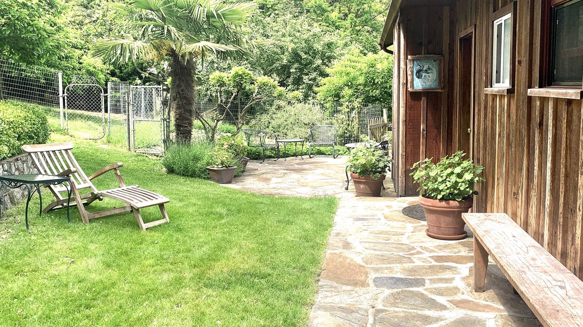 Saanich Other | Cozy Country Farmhouse