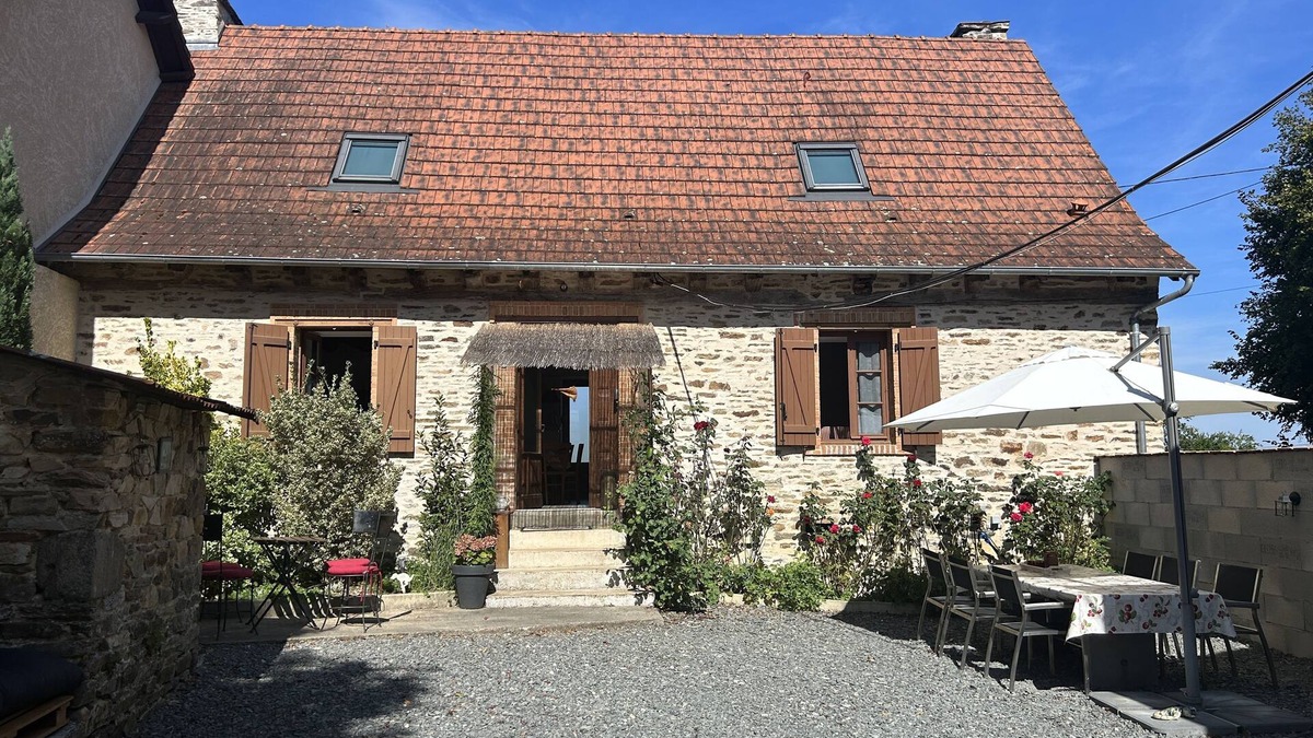 Jumilhac-le-Grand Cottage | Cozy country home with private pool
